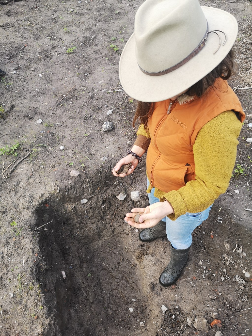 Unlocking the Secrets of Soil Biology: A Beginner’s Guide for Gardeners and&nbsp;Farmers